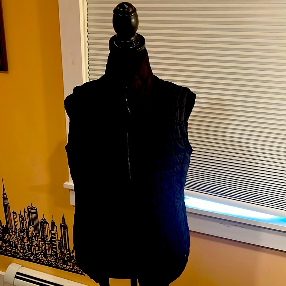 Women’s Northface Vest